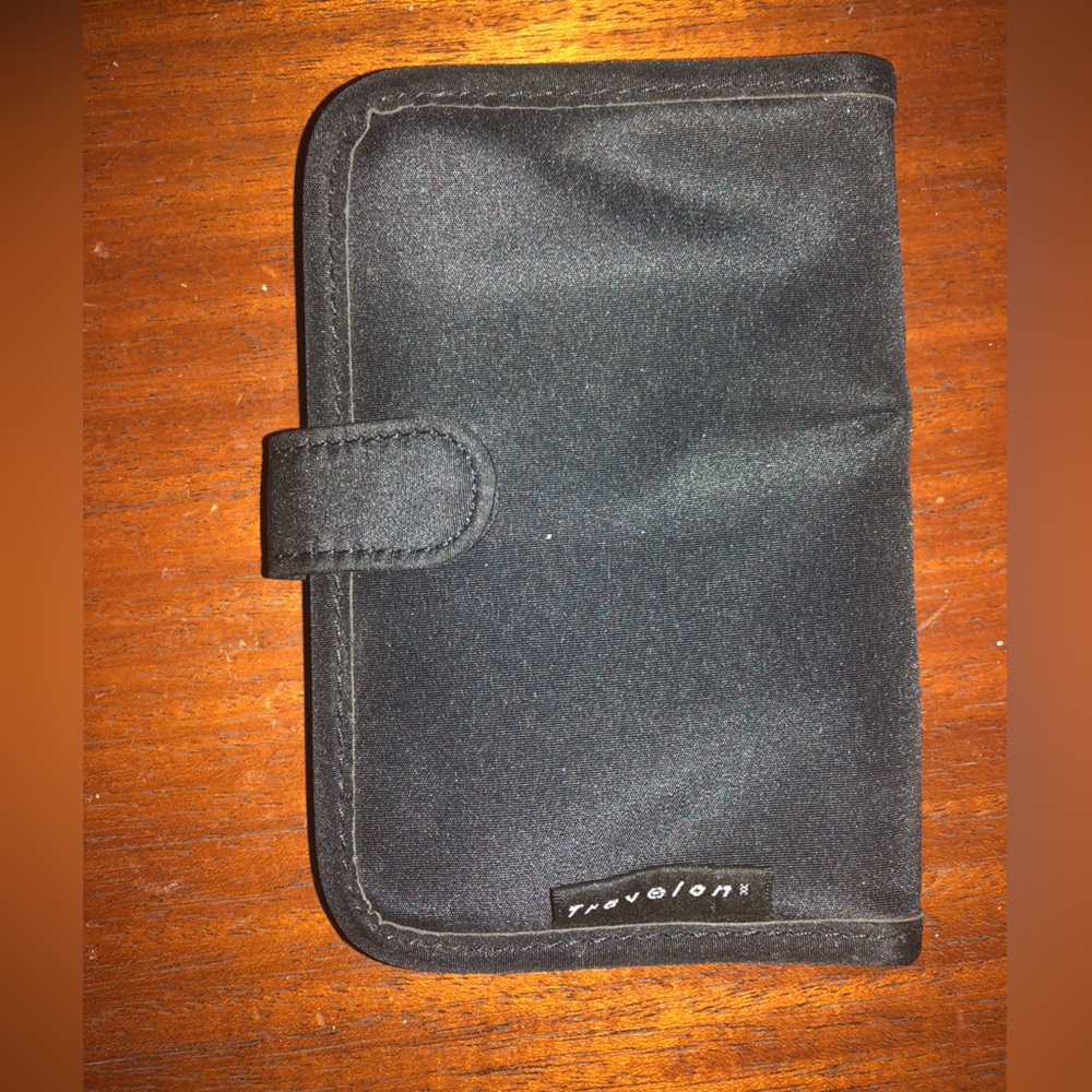 COPY - Vintage Travelon Waterproof Wallet- 703 $20 or $15 w/offer